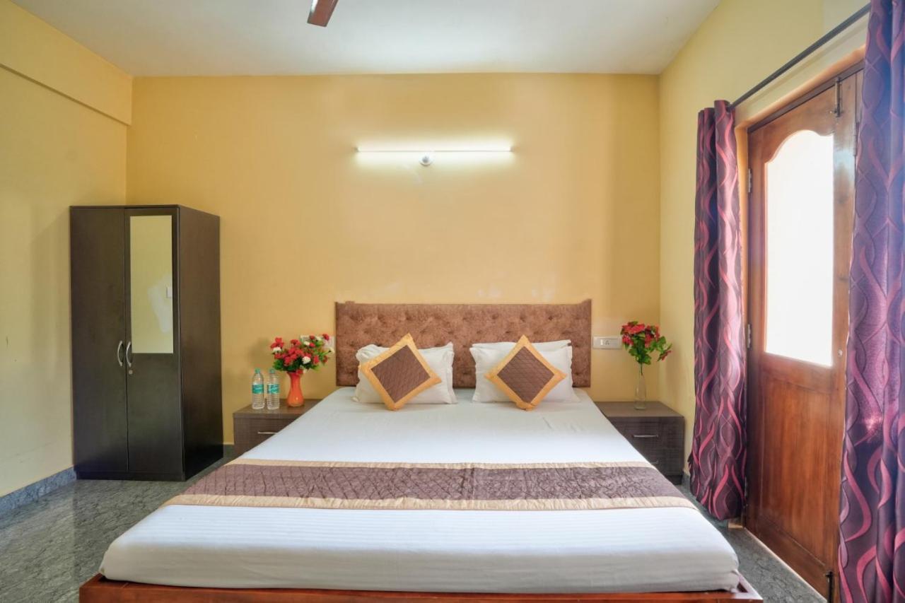 Golden Studio Apartment Goa Calangute Exterior foto